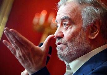 Gergiev a Caserta annullato il concerto del direttore dorchestra putiniano