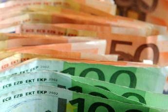 I pagamenti in contanti devono rimanere la Svizzera difende il cash