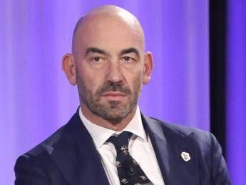 Insulti e minacce allinfettivologo Matteo Bassetti prosciolti quattro imputati