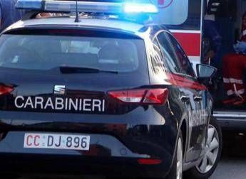 Auto travolge un gruppo di ciclisti nel Fiorentino otto feriti tre sono gravi