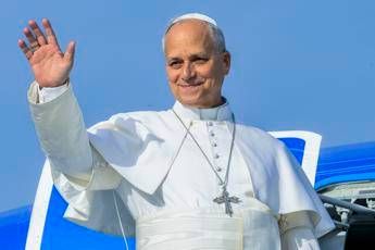 Papa i social abbracciano Leone dopo lannuncio dellintervento milioni di interazioni in due giorni
