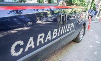 Arezzo marito morto dissanguato dopo coltellata La moglie accusata di omicidio E stato un incidente