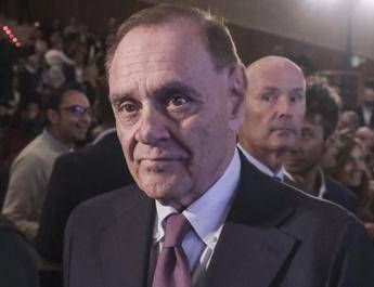 Mastella e la lotta al tumore Ho iniziato le cure tra medicina e fede