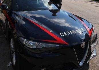 Morto dissanguato dopo coltellata a una gamba arrestata la moglie