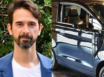 Allarme minicar a Roma enne denuncia Colpito da un passeggero con un tubo di plastica