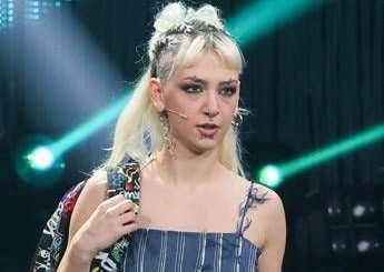 Anna Lou Castoldi vittima di furto e revenge porn la denuncia della figlia di Morgan e Asia Argento