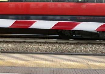 Bologna Rimini ritardi fino a due ore sulla linea ferroviaria dopo linvestimento di una persona