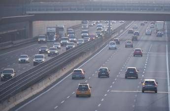 Caro carburanti al via lo sciopero degli autotrasportatori nel Sud Italia cosa sappiamo