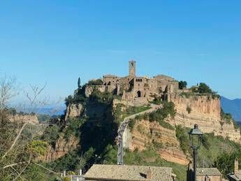 Civita di Bagnoregio e Bolsena conquistano il titolo di Capitale italiana dellarte contemporanea il progetto vincitore