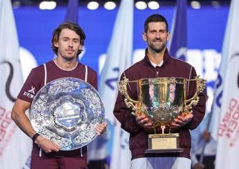 Djokovic torna a vincere De Minaur si ritira e il serbo conquista per la settima volta il torneo di Pechino