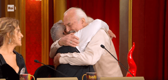 Eugenio Finardi si commuove a Ballando labbraccio con Mariotto Per me ha vinto
