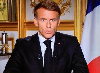 Francia Macron Non confondere rivendicazioni legittime con chi distrugge e saccheggia