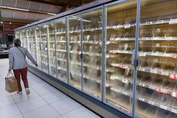 Francia attacco informatico ai supermercati centinaia di frigoriferi fuori uso