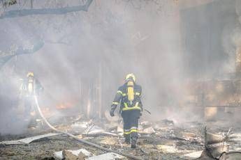 Guerra in Ucraina missili russi nella notte su Kiev Almeno due morti