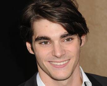 Morto a anni RJ Mitte addio al Walter White Jr di Breaking Bad