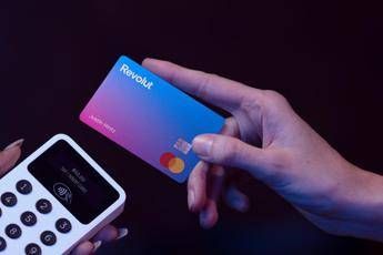 Revolut down blackout globale delle funzioni e oltre segnalazioni in Italia