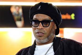 Ronaldinho conto alla rovescia per lesordio con il Ravenna derby con il Forli accende i sogni dei tifosi