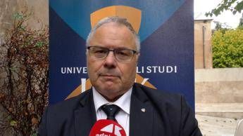 Russo Link Le migliori energie dovrebbero essere dedicate alla politica