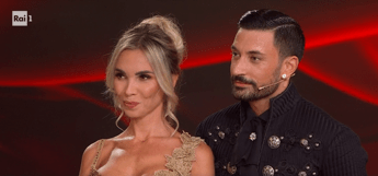 Scintille a Ballando Bocchi balla e Mariotto sbadiglia Interviene Pernice Non capisci niente di ballo