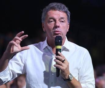 Sondaggio politico crescono Fratelli dItalia e Pd Centrodestra vince con Vannacci