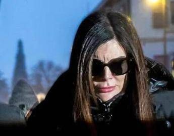 Strage di Crans Montana Jessica Moretti chiede lindennita di infortunio