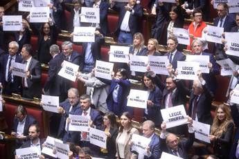 TOMORROW Legge elettorale opposizione allattacco lunedi i ricorsi alla Corte Costituzionale