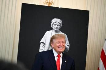 Trump festeggia Colombo alla Casa Bianca caccia al voto degli italoamericani