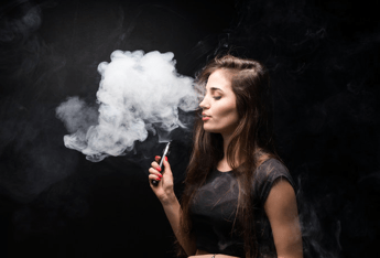 Vaping in adolescenti esperti Simri Attenzione a dipendenza da nicotina mascherata