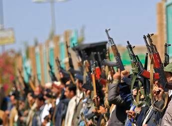 Yemen Houthi minacciano altri attacchi contro aeroporti e siti petroliferi in Arabia Saudita